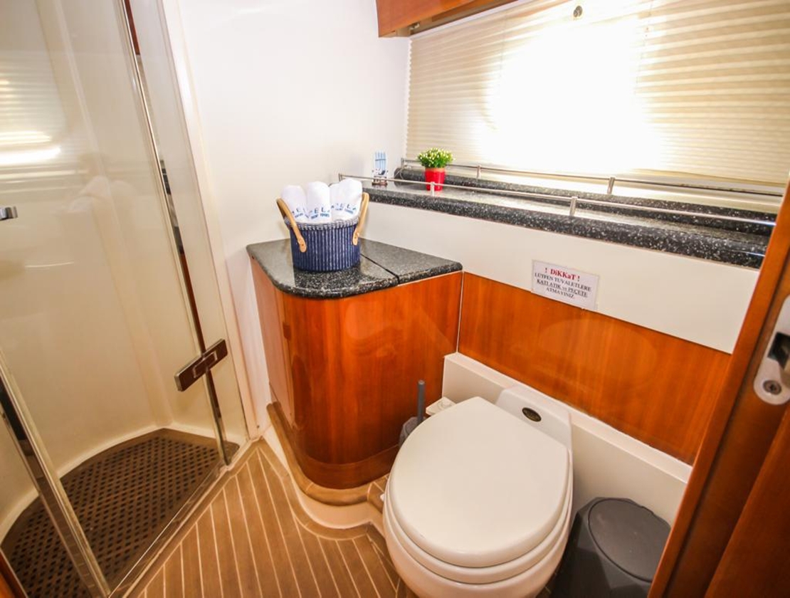 Antalya Yacht Rental 20m Custom 61